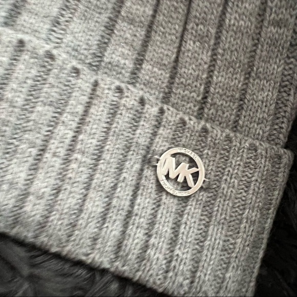 Michael Kors Light Gray Knit Beanie with Pom - Picture 3 of 3